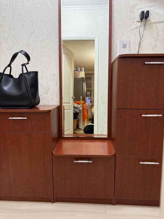 Продам мебель для прихожей