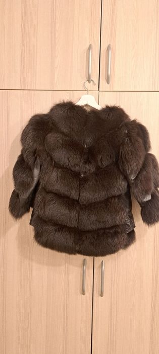 HAINA DE BLANA VULPE la pret f bun!