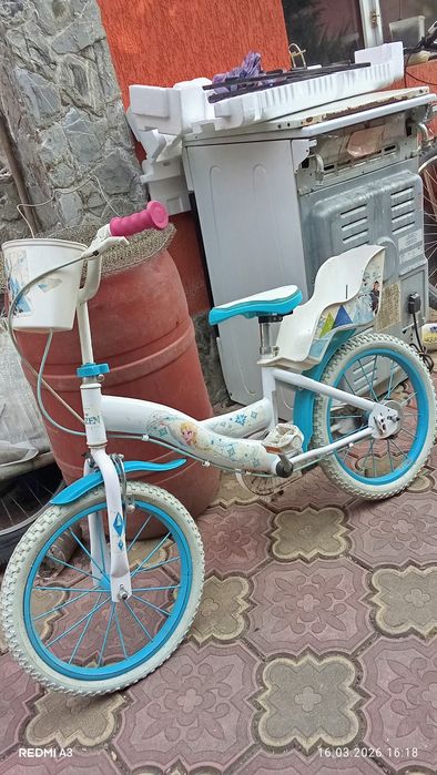Vind bicicleta fetițe 6 ani