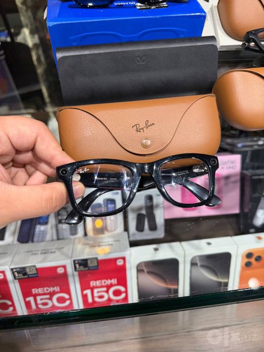Ray ban meta gen 1 220$