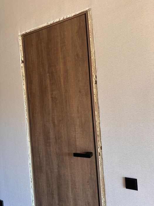 Продается новая дверь шпон