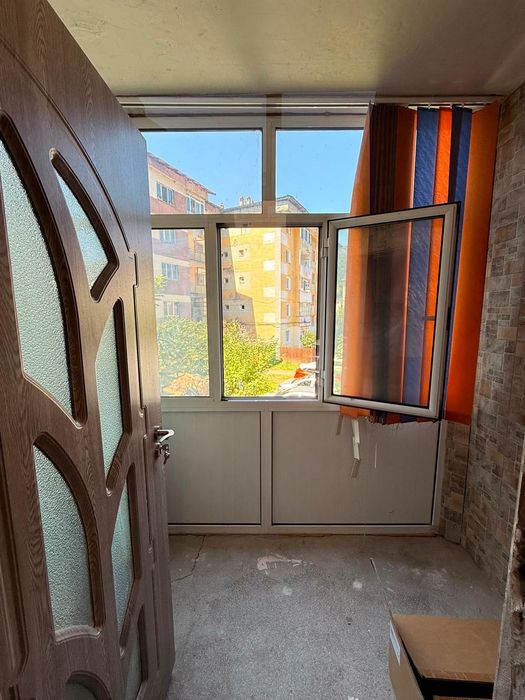De vânzare apartament 2 camere, ~60 mp – Strada Unirii, Brezoi, Vâlcea