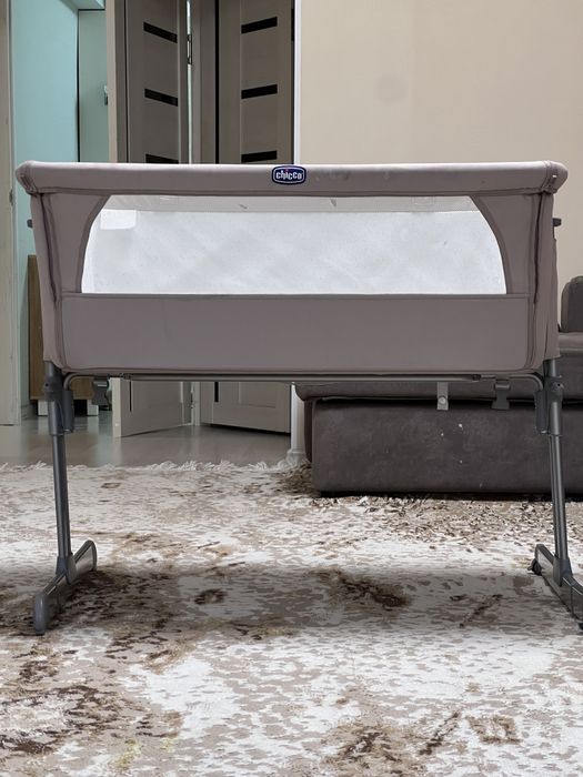 Продам Срочно Манеж Chicco оригинал