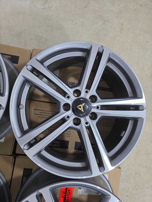 Jante 18 OEM Cupra Formentor Skoda Karok VW Passat Audi A4 Q3 5x112