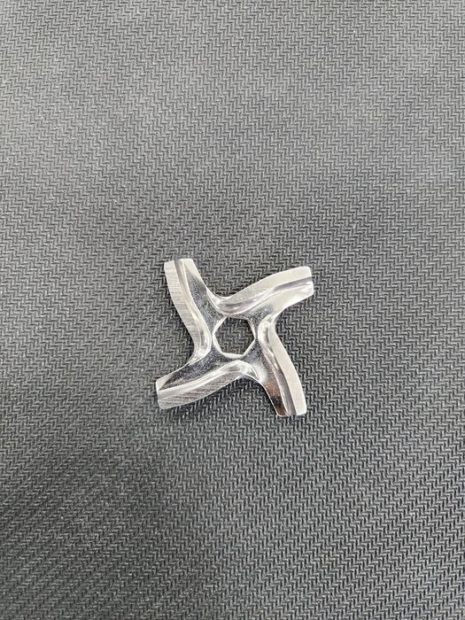 Ножи и сетки (решетки) для мясорубки