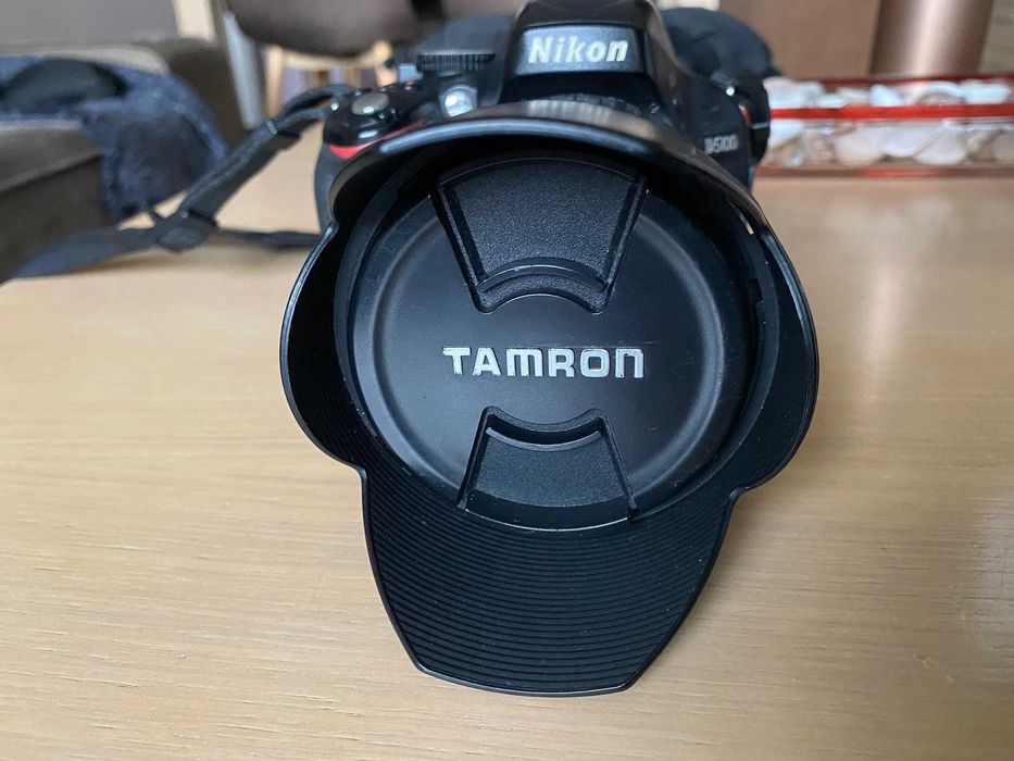 Nikon D5100 с обектив Tamron 17-50mm, батерия , SD card 32GB, зарядно