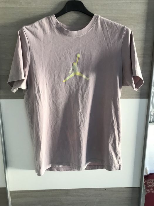 Vând: Jordan T-shirt