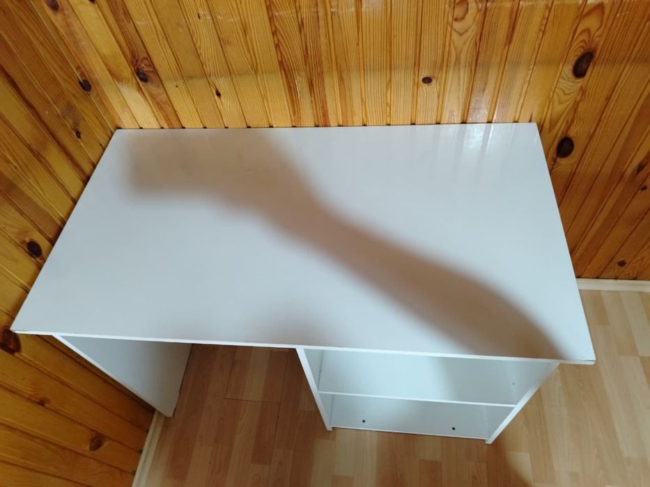 Продам письменный стол