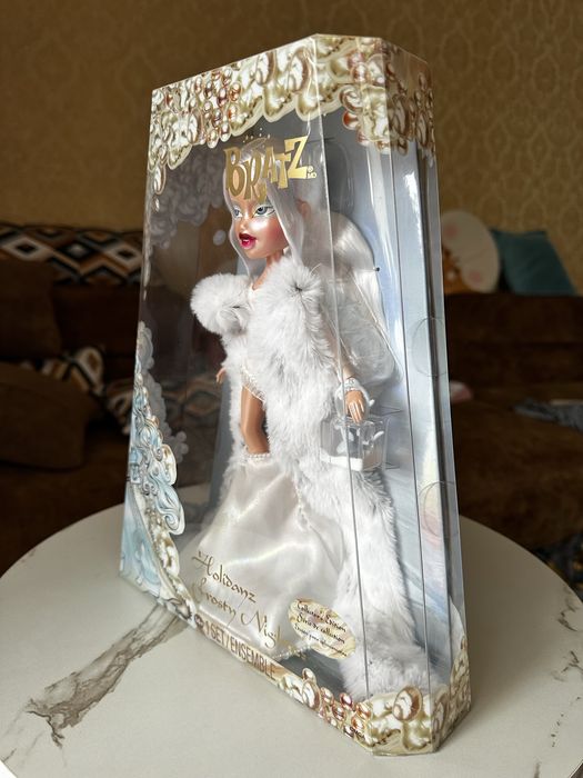 Хлоя bratz holidays frosty nightz