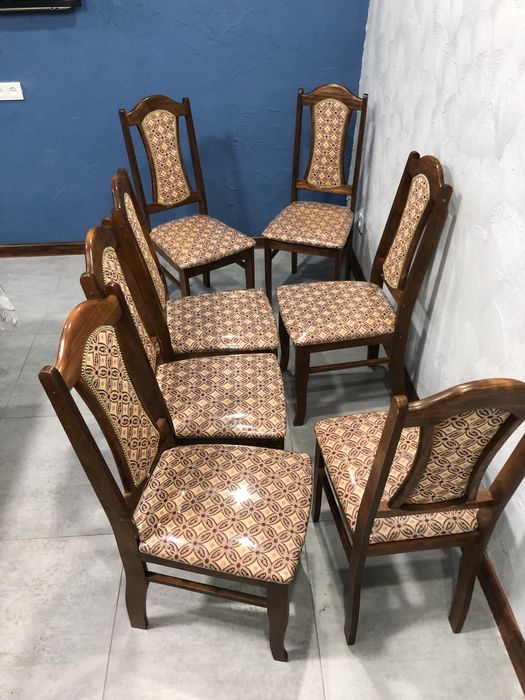 Продам стол и 12стулья комплекс