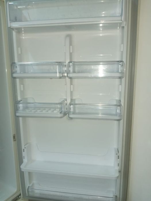 Продаётся холодильник Самсунг