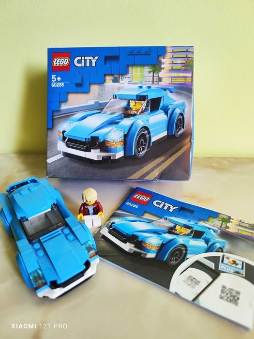 3 seturi LEGO CITY , in stare excelenta, cu instructiuni si cutia originala