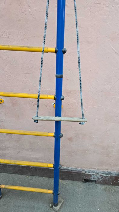 Продам шведскую стенку для детей