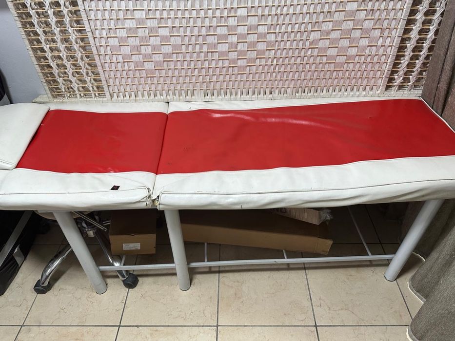 Кушетка 15000 тг