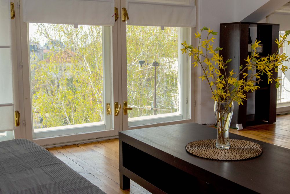 Продава се Тристаен апартамент в ж.Южен парк - 100 кв.м за 2680 €/кв.м - Снимка #2