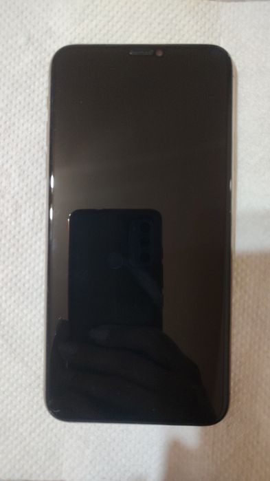 Vând iPhone 11 Pro Max