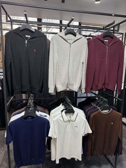 Стойка для одежды,по 20-30 тыс