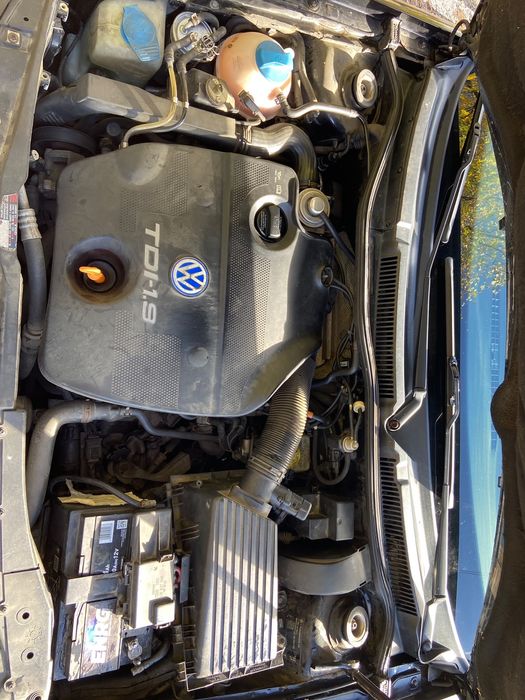 Vand vw golf 4 motorizare 1.9 ALH