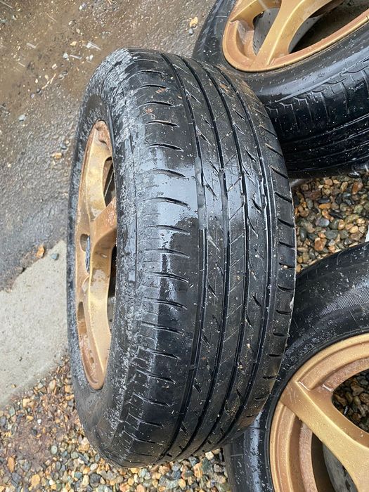 Продам диски с летней резиной