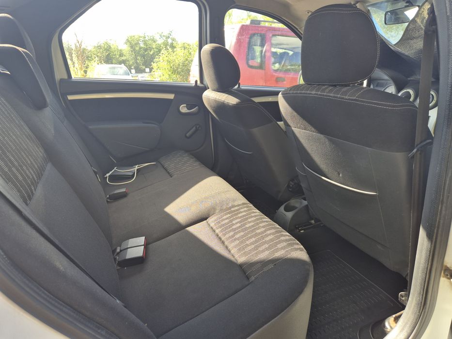 DACIA Logan 2011 — imagine 5