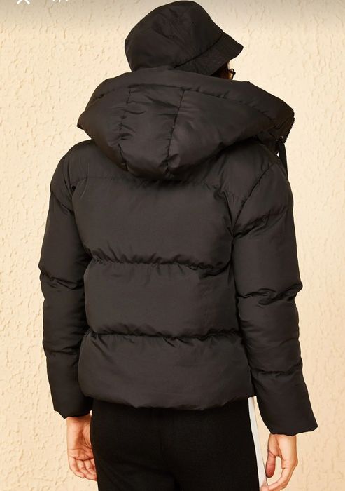 Дамско късо яке размер S