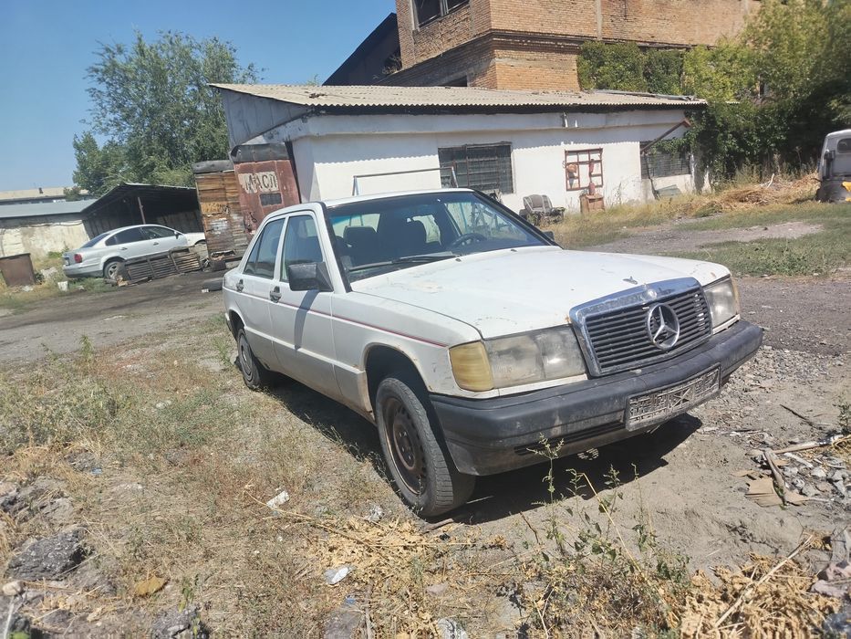Продам мерседес 190