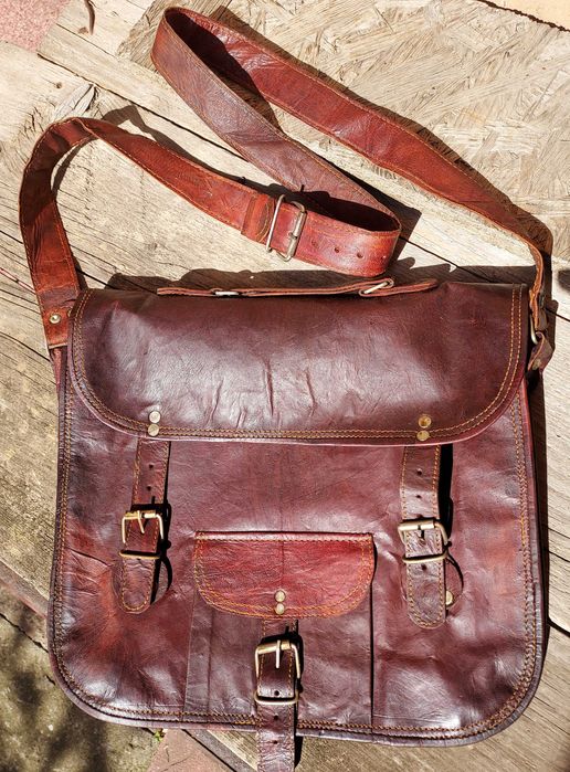 Geantă de umăr din piele lucrată artizanal - UK