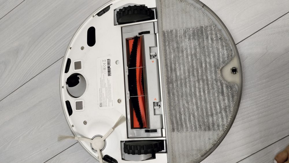 Продам робот пылесос