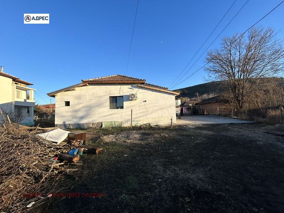 Къща в Плевен, област-с.Милковица площ 72 цена 90000