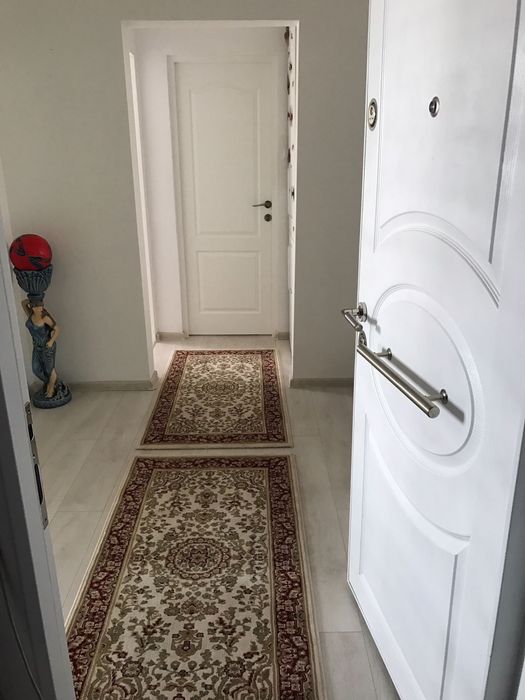 Inchiriez  Apartament 2 camere decomandat