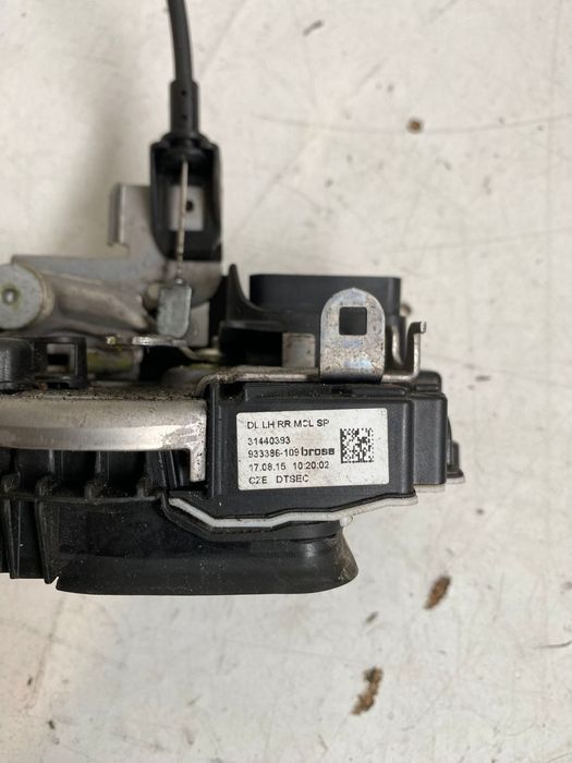 Broasca stanga spate VOLVO V40 2012+ 31391826 32310675 31440393