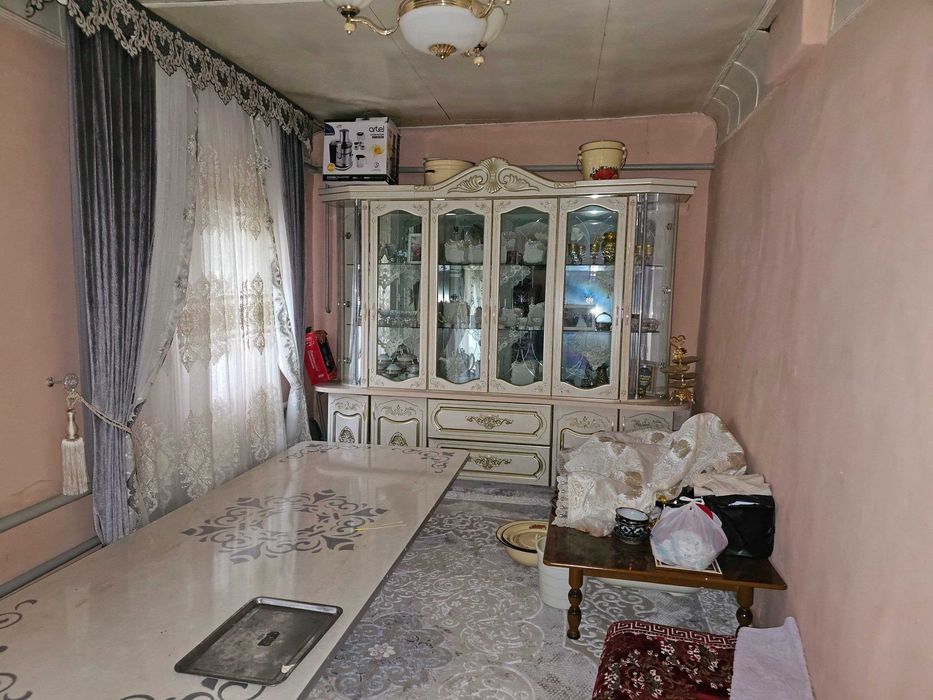 Ховли уй сотилади