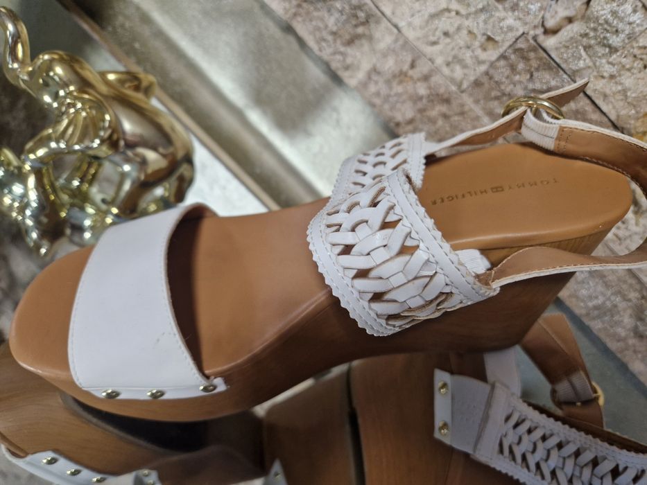 Sandale Tommy Hilfiger mărimea 41