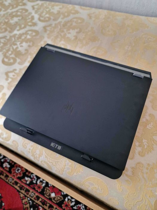 Acer Predator Helios 18, RTX 4090, i9-14900HX, 250Hz екран, в гаранция