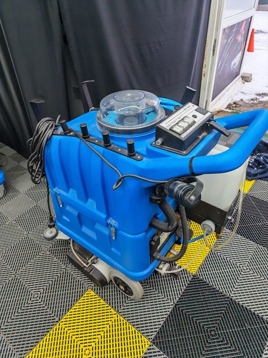 Închirieri utilaje Profesionale Curatenie.Injectie.Extractie Mochete