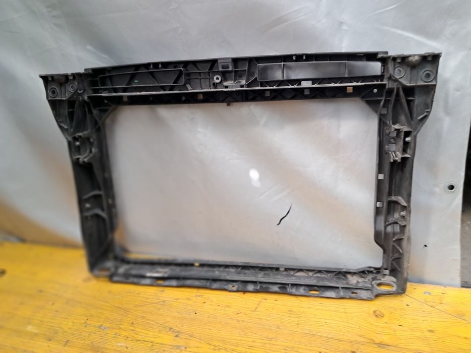 Очиларка основа радиатор Scoda Octavia 4