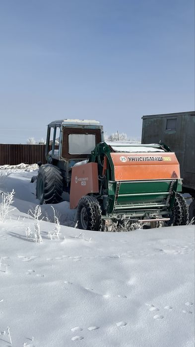 Трактор МТЗ 80 с новым пресс подборщиком