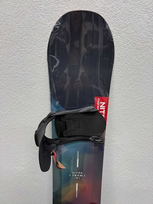 placa noua snowboard nitro future team L151cm
