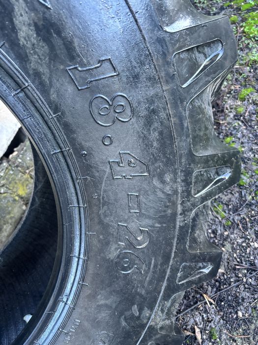 18.4 r 26 anvelope