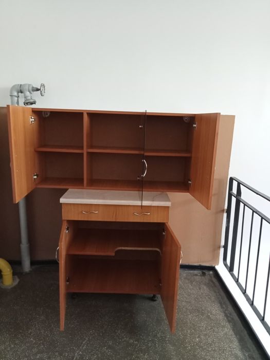 Vând mobila de bucătărie