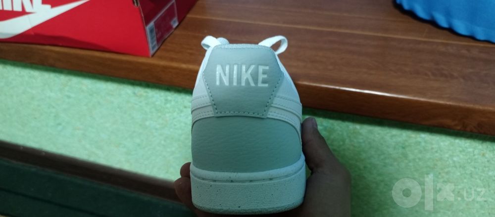 NIKE. Court Vision Low sneakers