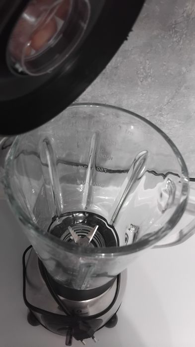 Блендер новыи есть каробка