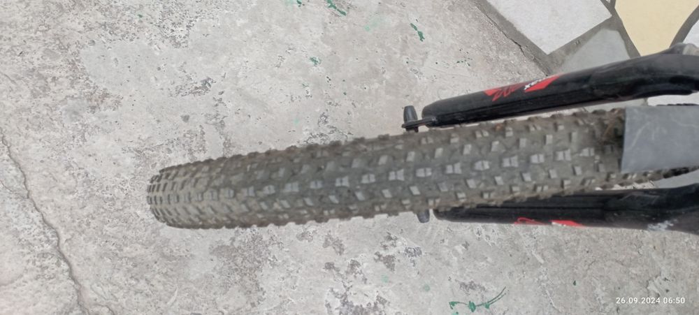 Велик сотилади 7та скорост бор