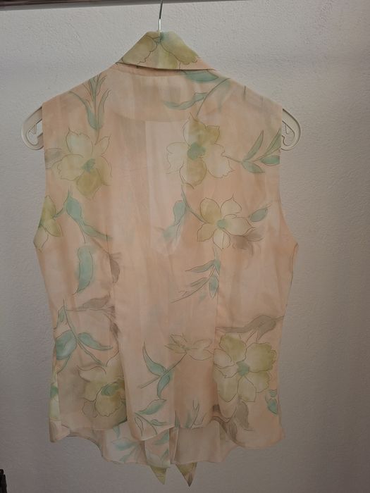 Bluză cu model floral