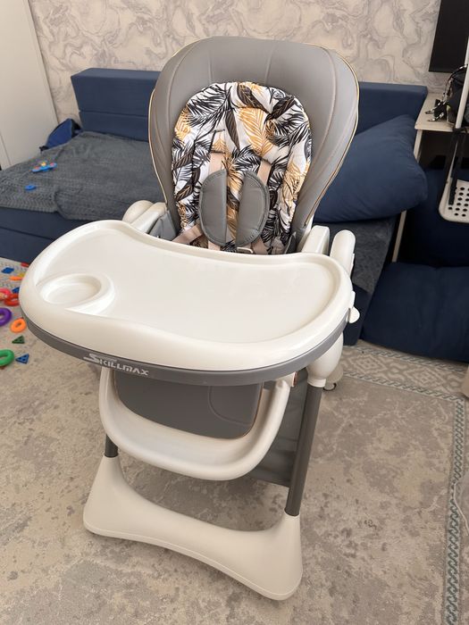 Детский стульчик для кормления
