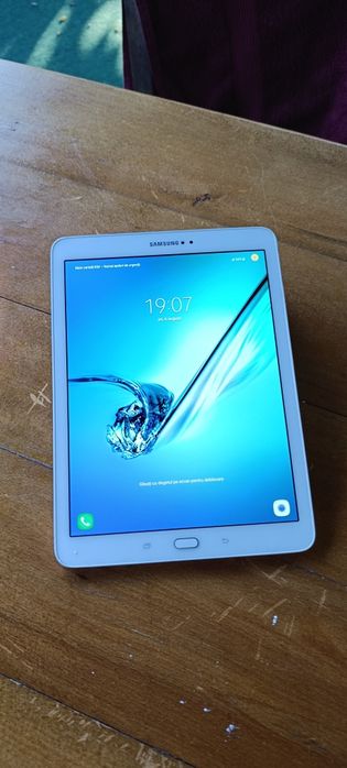 Samsung Galaxy TabS2