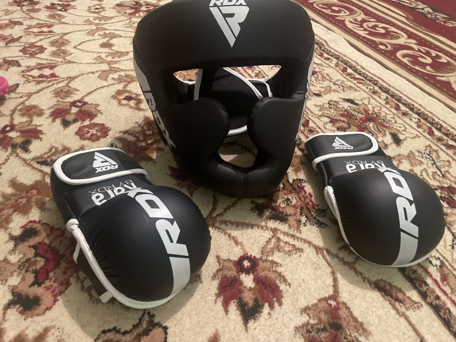 Перчатка + шлем