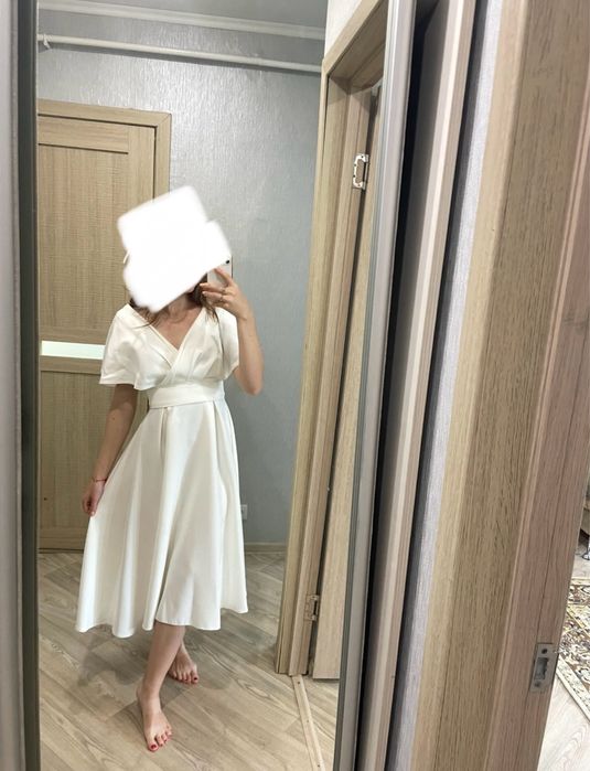 Продам белое платье