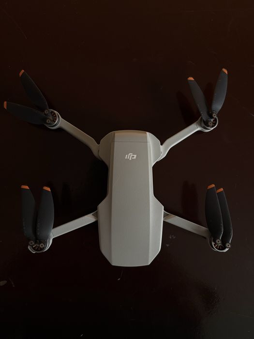 DJI mini 2 fly more дрон комбо