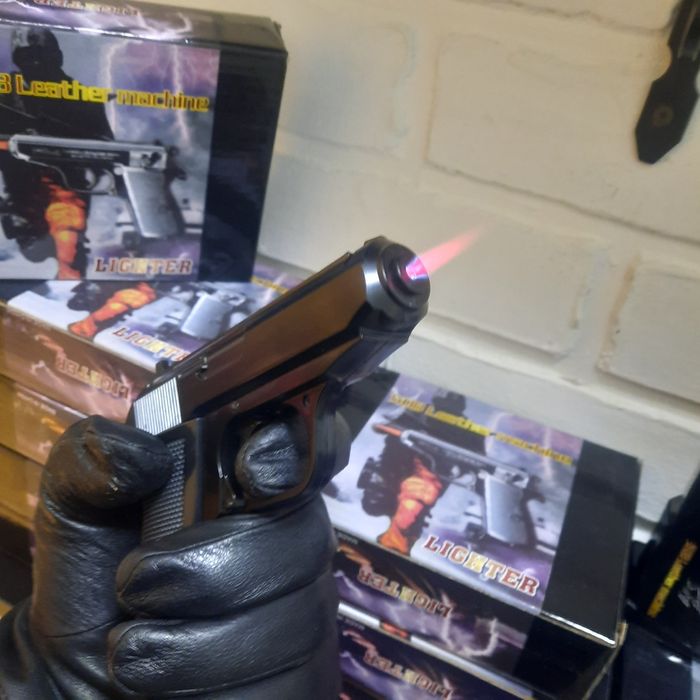 Зажигалка газовая